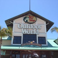 Bass Pro Shops Outdoor World - Sporting Goods Shop in Fort Myers