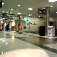 freshens atlanta airport concourse e