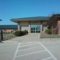 Maple Ridge Elementary - Elementary School