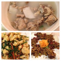 Photo taken at Hunan Kitchen Of Grand Sichuan by Janet Y. on 8/28/2012