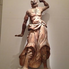 Photo taken at Freer Gallery of Art by Sara on 12/21/2012