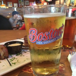 Boston’s Restaurant & Sports Bar corkage fee 