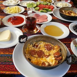 Lezzet Evi