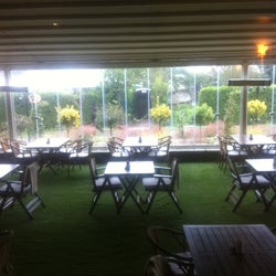 Cafe Du Parc Bistro & Cafe