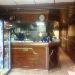 Golden Chefs Café
