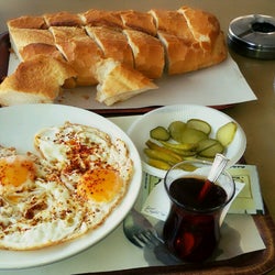 EKMEKÇİ TOST