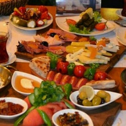 Bostanlı Kahvaltı ve Yaşam Kulübü