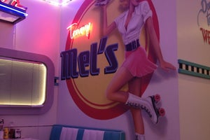 Tommy Mel's - Pinto