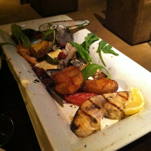 Crizia Restaurant Grill Bar