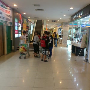 Pearl Point Shopping Mall