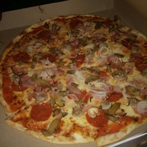 Road Runner Pizza