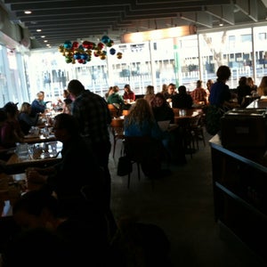 Stellas Café and Bakery