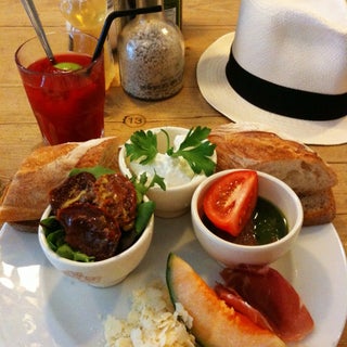 breakfast photo