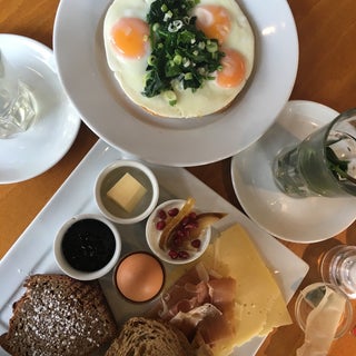 breakfast photo