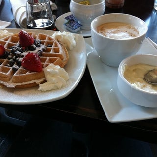 breakfast photo