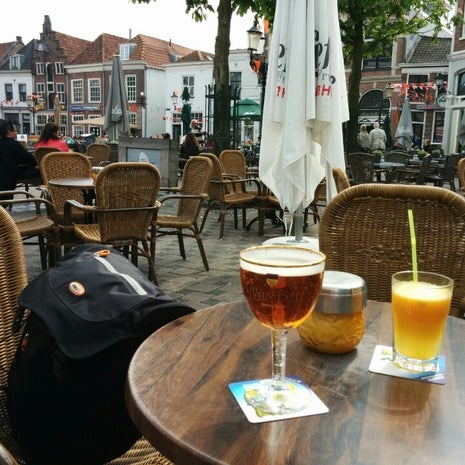 Curtis Café