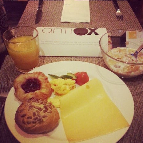 @breakfast @NH