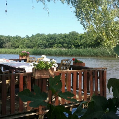 Riva Göl Çiçek Restorant