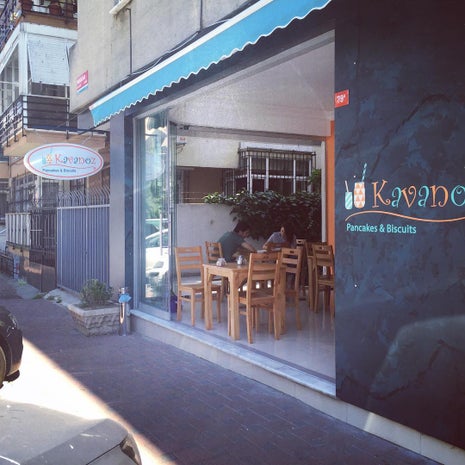 Kavanoz Pancakes & Biscuits