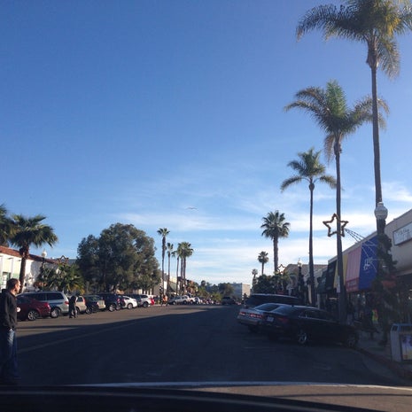 Breakfast In La Jolla Cove