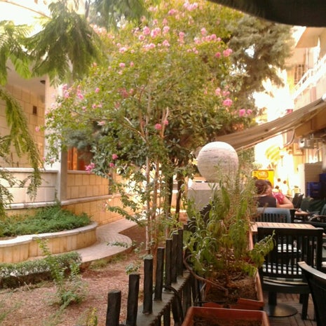 Cafe Betül Çamlıbel