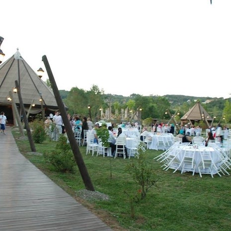 Neris Cafe Restorant