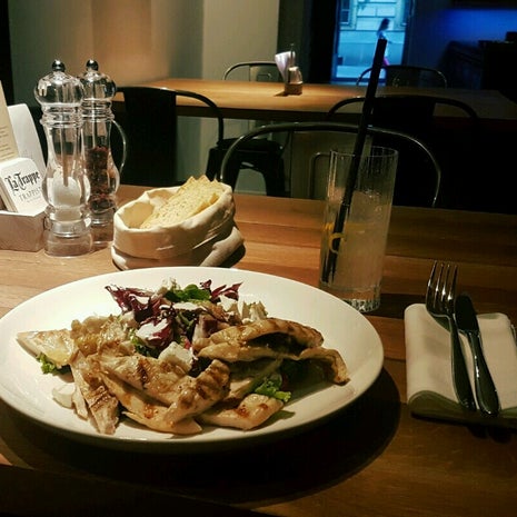 Louie Café & Kitchen