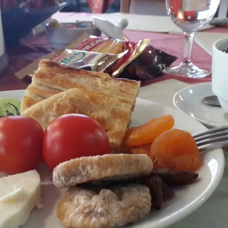 4 Eylul Otel Kahvaltı Salonu