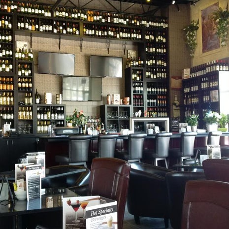 Symposium Café Restaurant & Lounge Markham