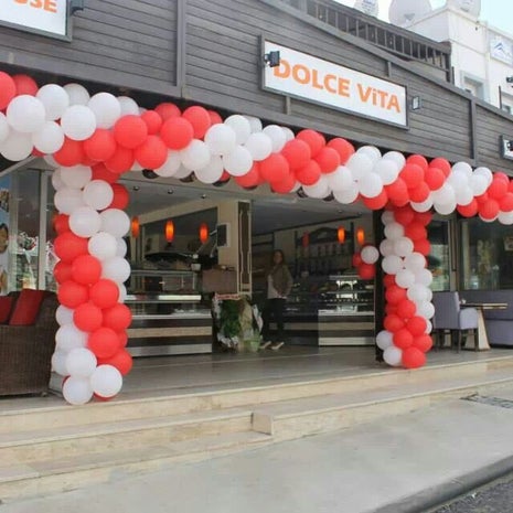 Dolge Vita Bread House