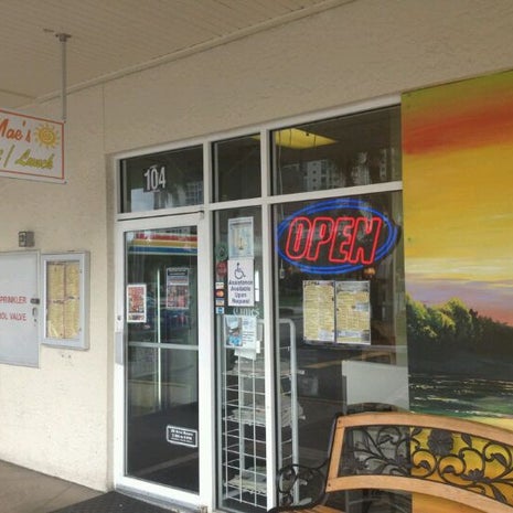 Maggie Mae's Sunrise Cafe