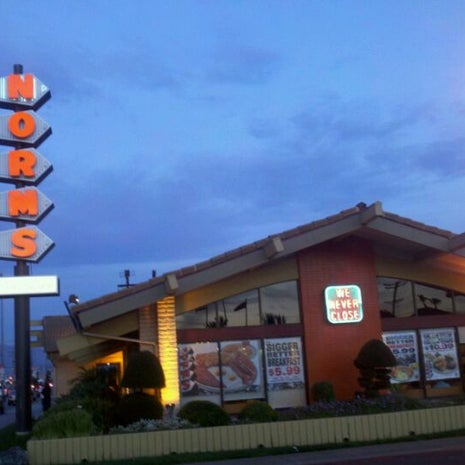Norm's Restaurant