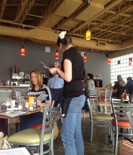 DJ's 9th Avenue Cafe