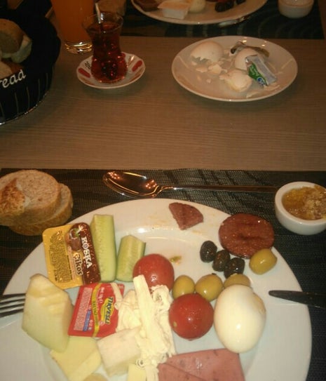 Benjamin Resturant