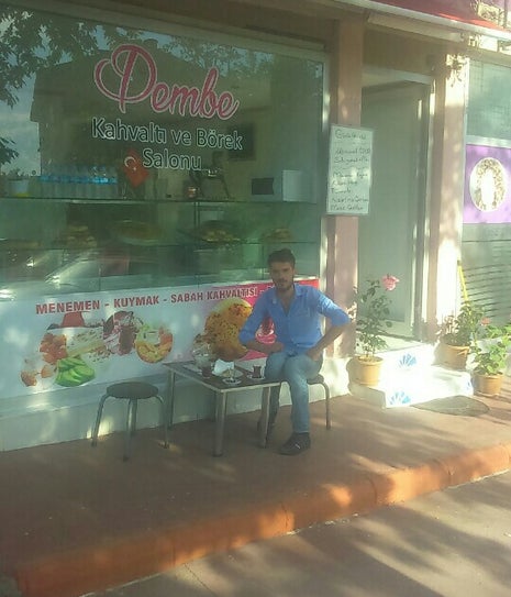 Pembe Borek Ve Kahvalti Salonu