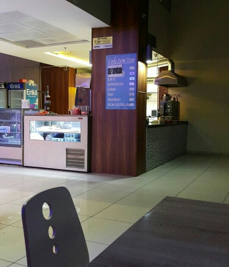 Cafe Zem Zem