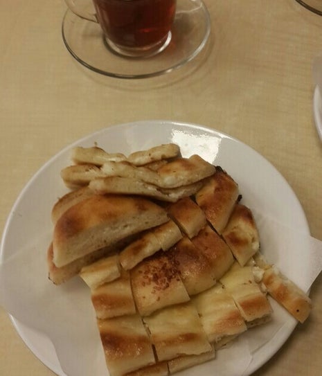 Çağdaş Börek Salonu/ Karaköy ve Su Böreği