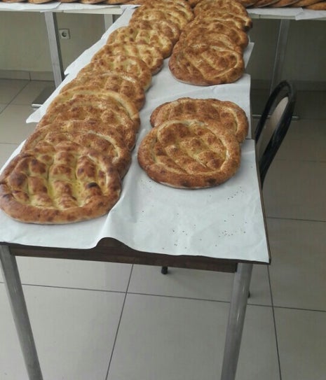 Seçkin Kılıçlar Unlu Gıda