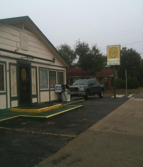 CJ's Kitchen and Grille