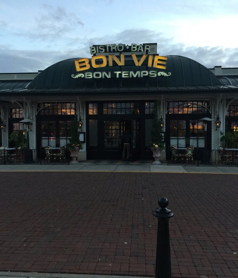 Bon Vie Bistro
