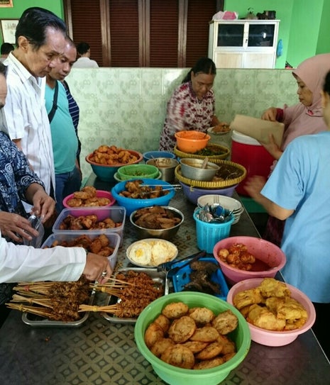 Pecel Khas Ponorogo Hj. Boeyatin