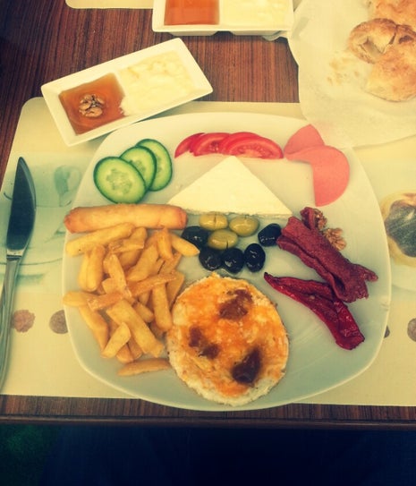 Maçakızı cafe