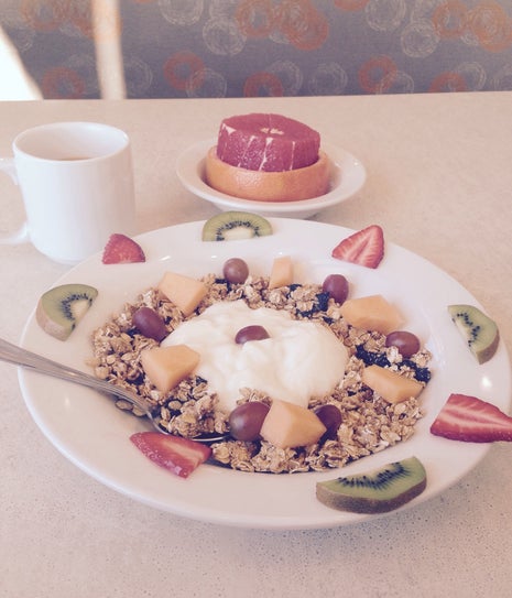 Citrus Breakfast & Lunch