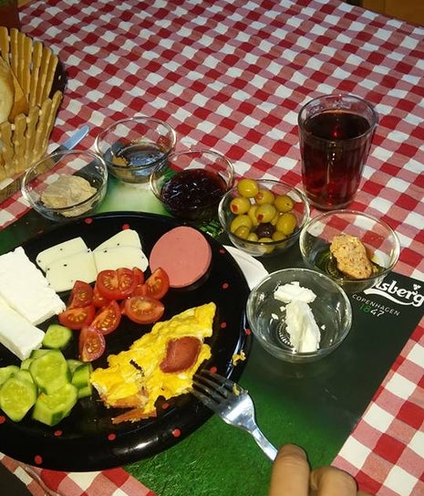 Zeytin köfte menemen