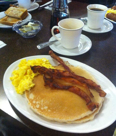 Riverhead Diner & Grill