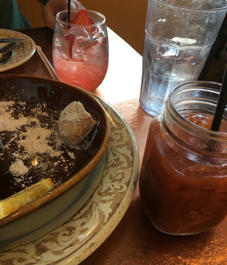 Another Broken Egg Cafè