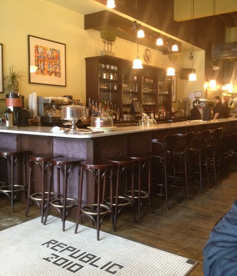 Republic Café & Bistro
