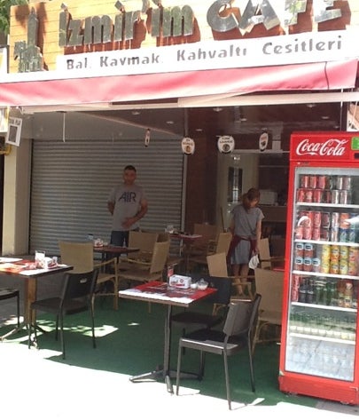 İzmiri'm Cafe