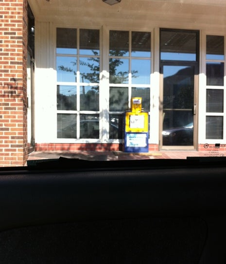 Anthony's Café & Cakes