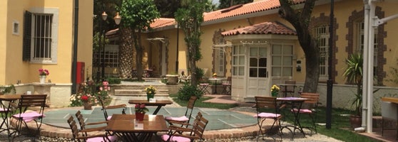 Villa Levante Cafe &amp; Restaurant Bornova, İzmir